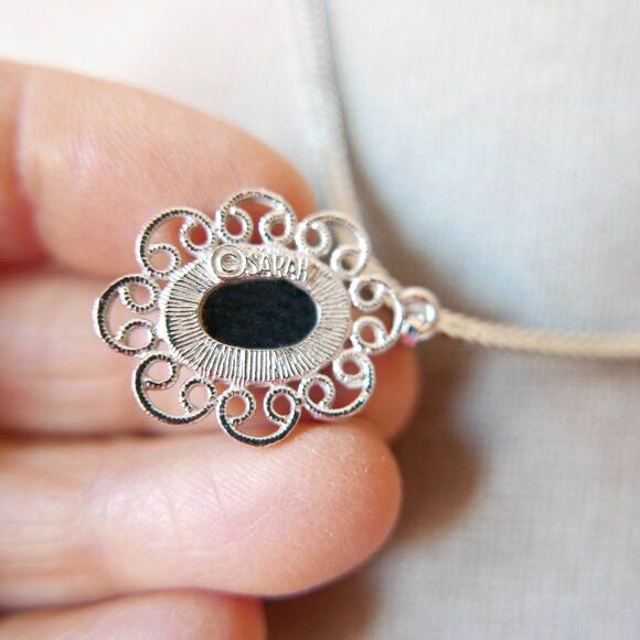 Vintage Sarah Coventry Filigree Pendant on Monet Silver Chain - Picture 7 of 7